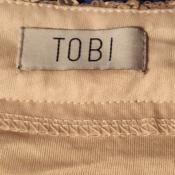 TOBI Sequin Mini Skirt - Picture 8 of 9